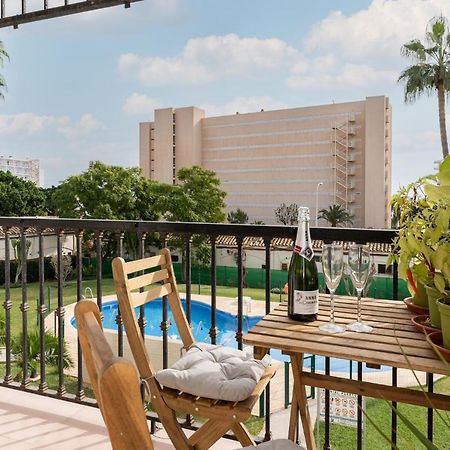 Lovely Apartment Next To The Beach Торремолинос Экстерьер фото