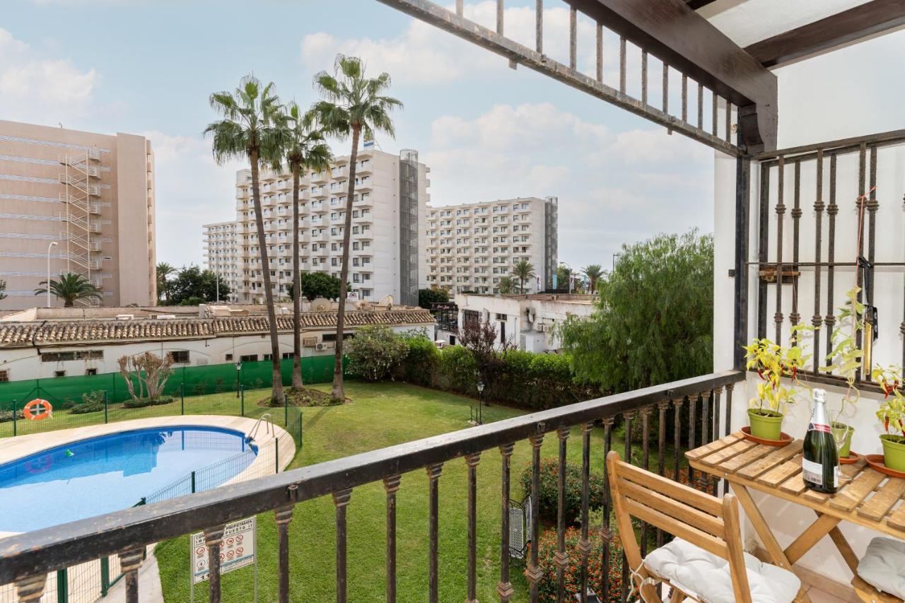 Lovely Apartment Next To The Beach Торремолинос Экстерьер фото