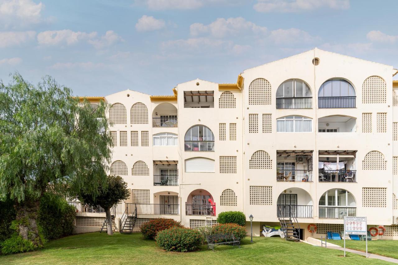 Lovely Apartment Next To The Beach Торремолинос Экстерьер фото